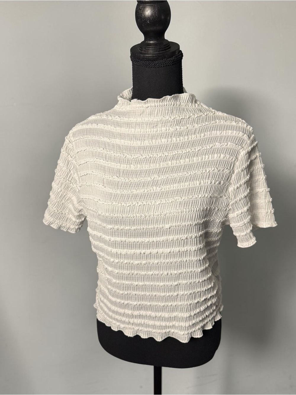 H&M White Smocked Textured Mock Neck Short Sleeve Top